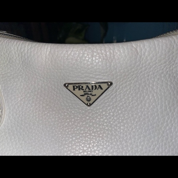 Authentic Prada purse - Picture 8 of 15